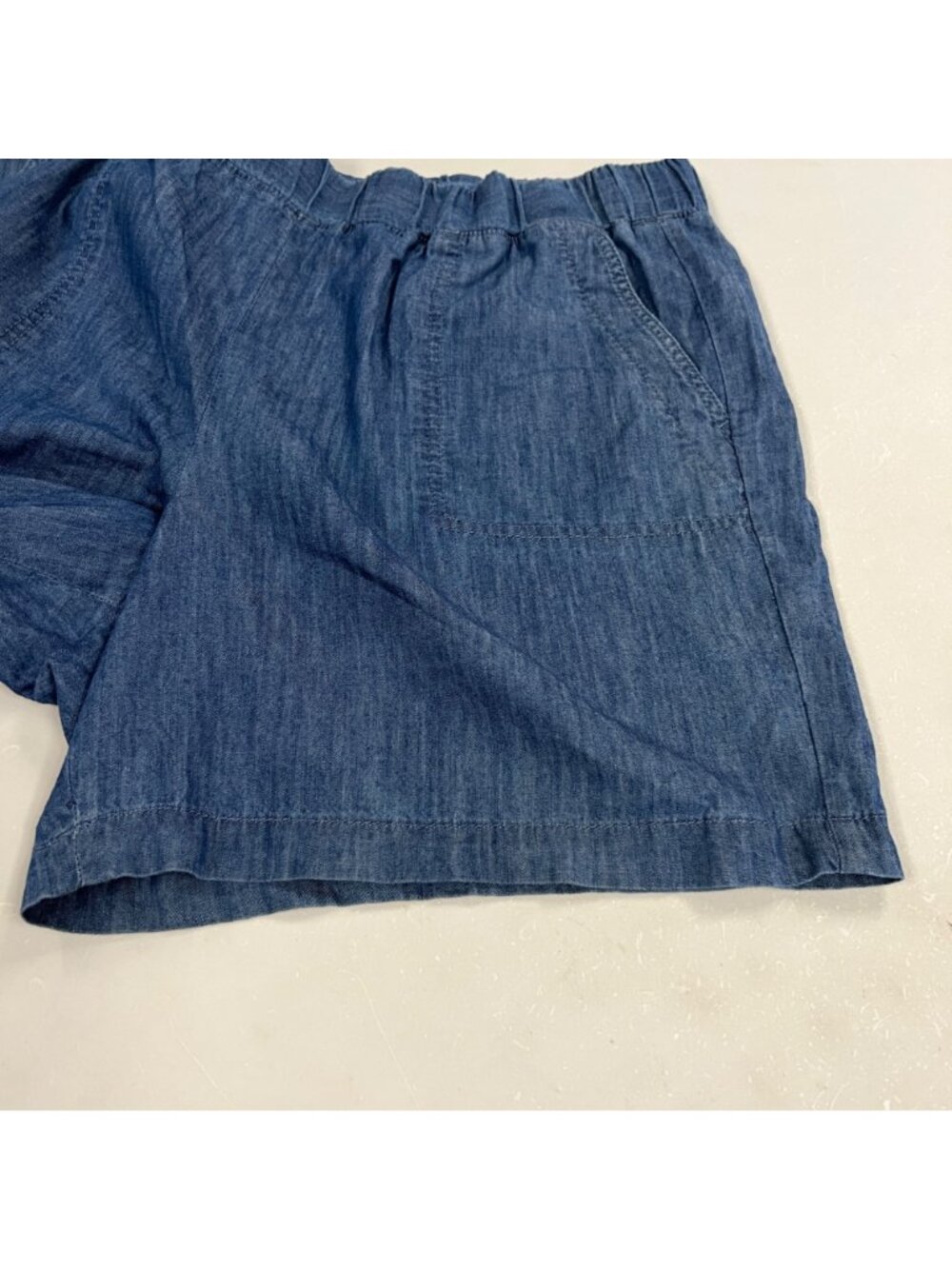Talbots Womens Chambray Blue Shorts Pull On Size XL Pockets - Picture 4 of 7